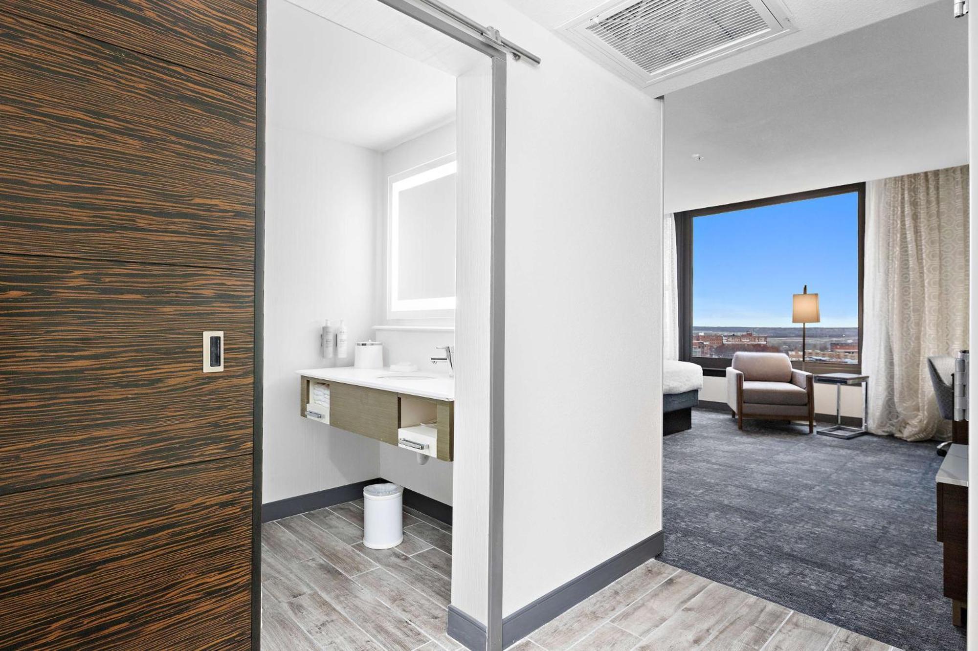 Hampton Inn Kansas City - Downtown Financial District Екстер'єр фото