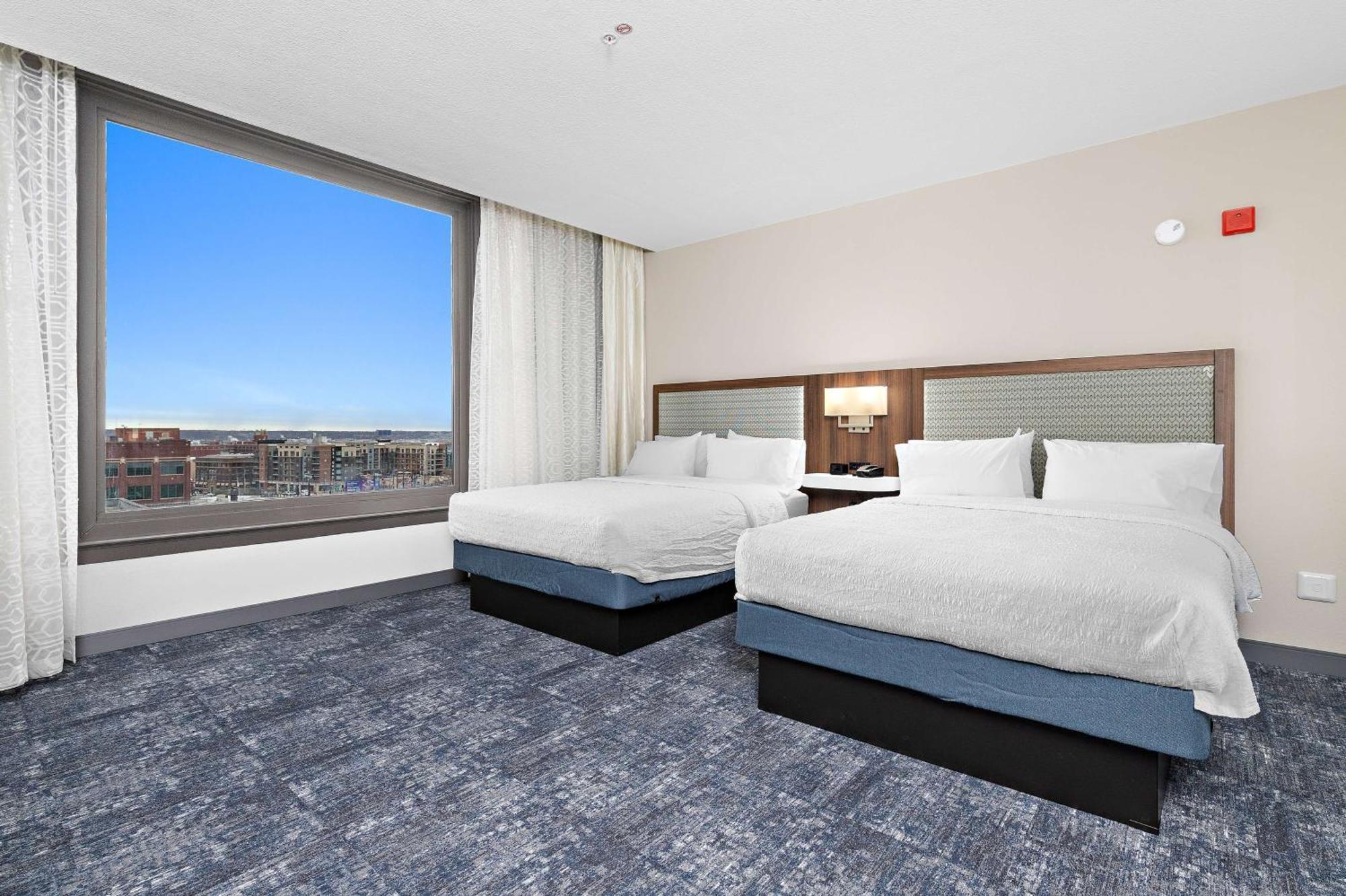 Hampton Inn Kansas City - Downtown Financial District Екстер'єр фото