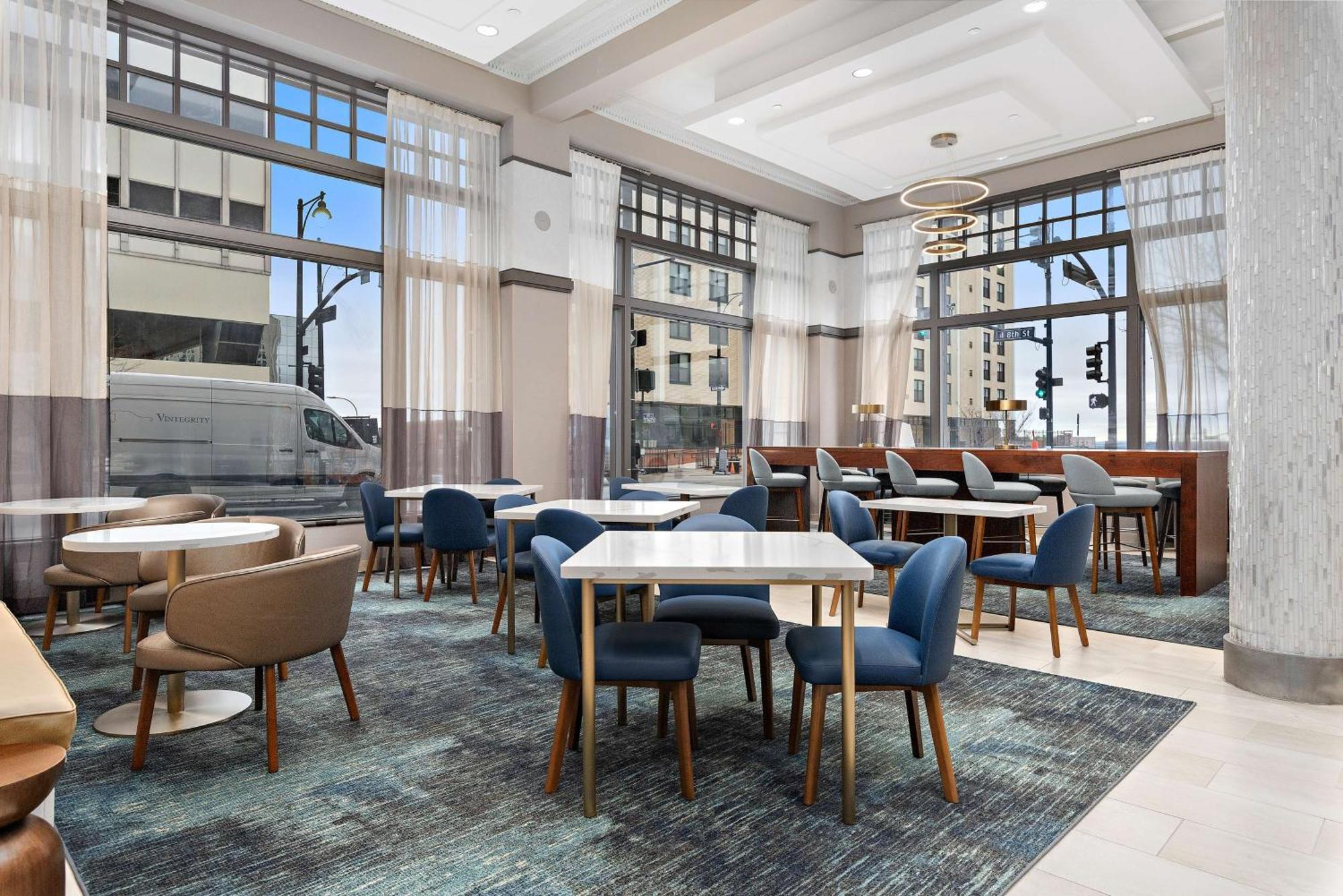 Hampton Inn Kansas City - Downtown Financial District Екстер'єр фото